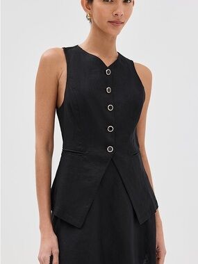 Reformation Aspen Linen Vest Top in Black